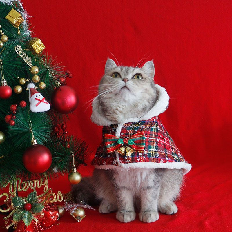 Christmas-style warm cape for cats