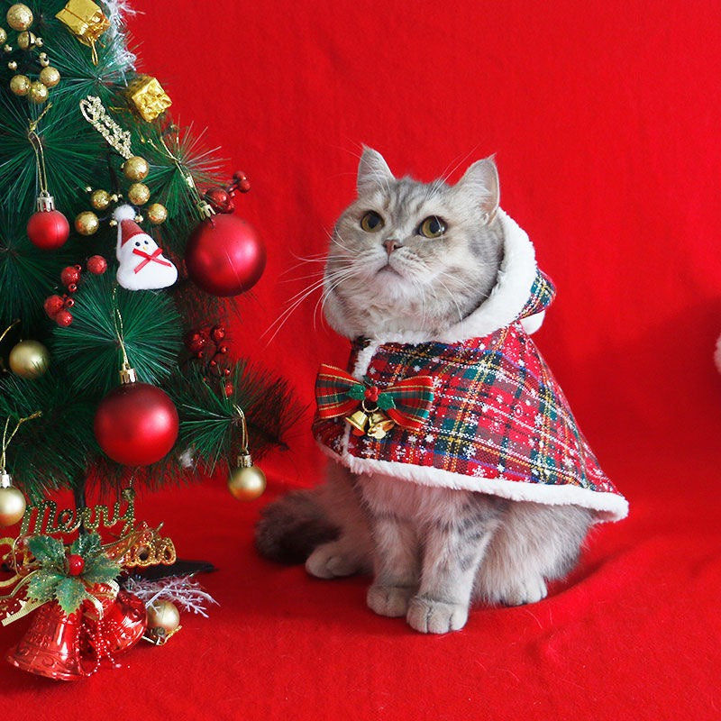 Christmas-style warm cape for cats